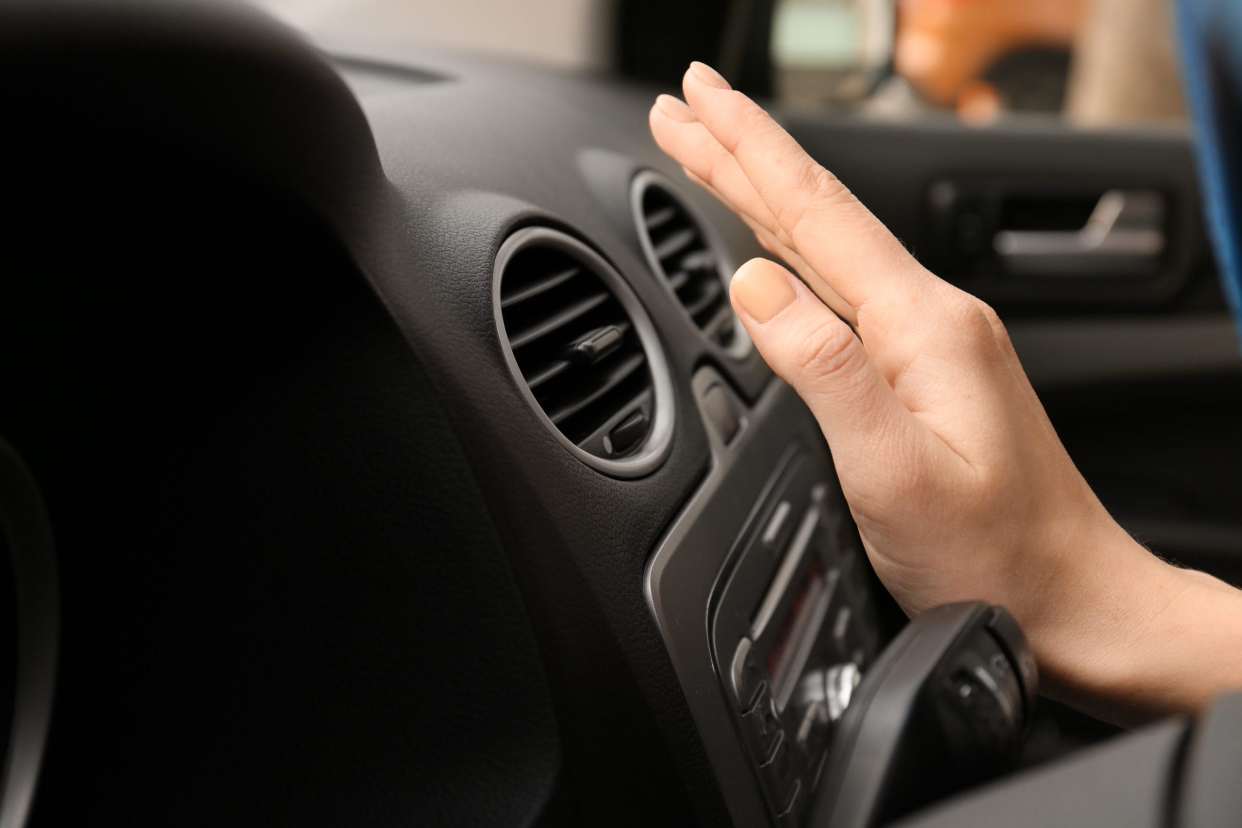 how does car ac work